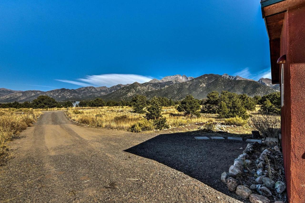 Вилла Cozy Remote Retreat • Mountain Views • Stargazing Crestone Экстерьер фото